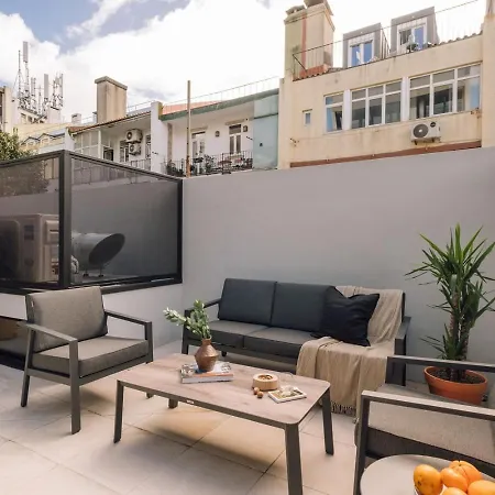 Alvor - 2 Bedrooms And Terrace In Santo Antonio