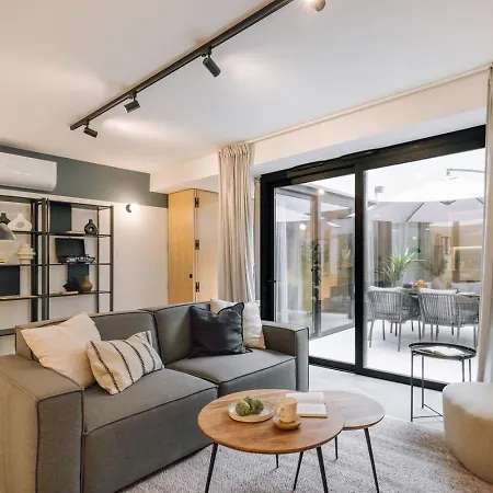 Alvor - 2 Bedrooms And Terrace In Santo Antonio * 리스본